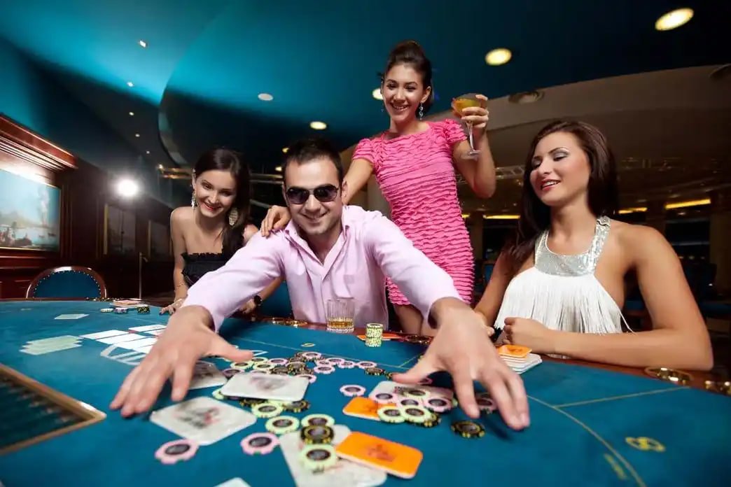 shwebet Sportsbook Myanmar ဘောလုံး Live Bet မြင်ကွင်း